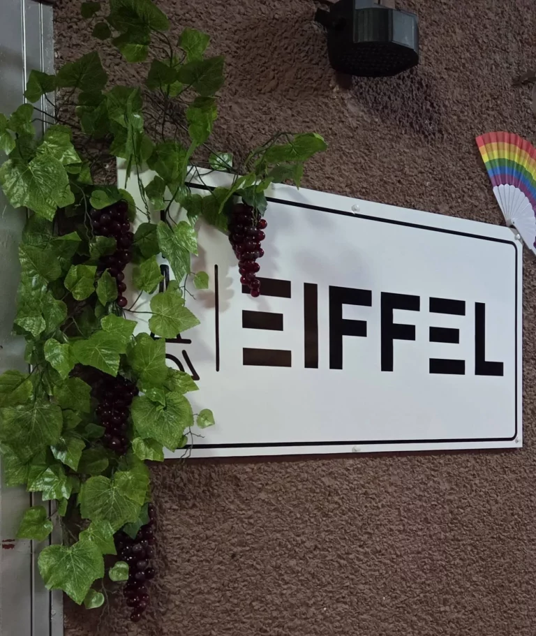 Eiffel Bar