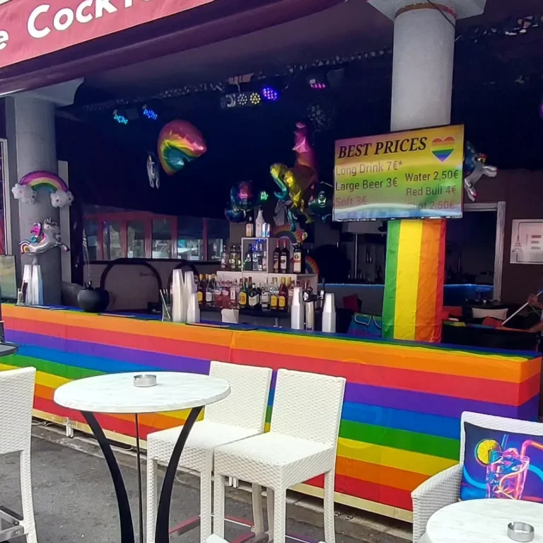 Eiffel Bar