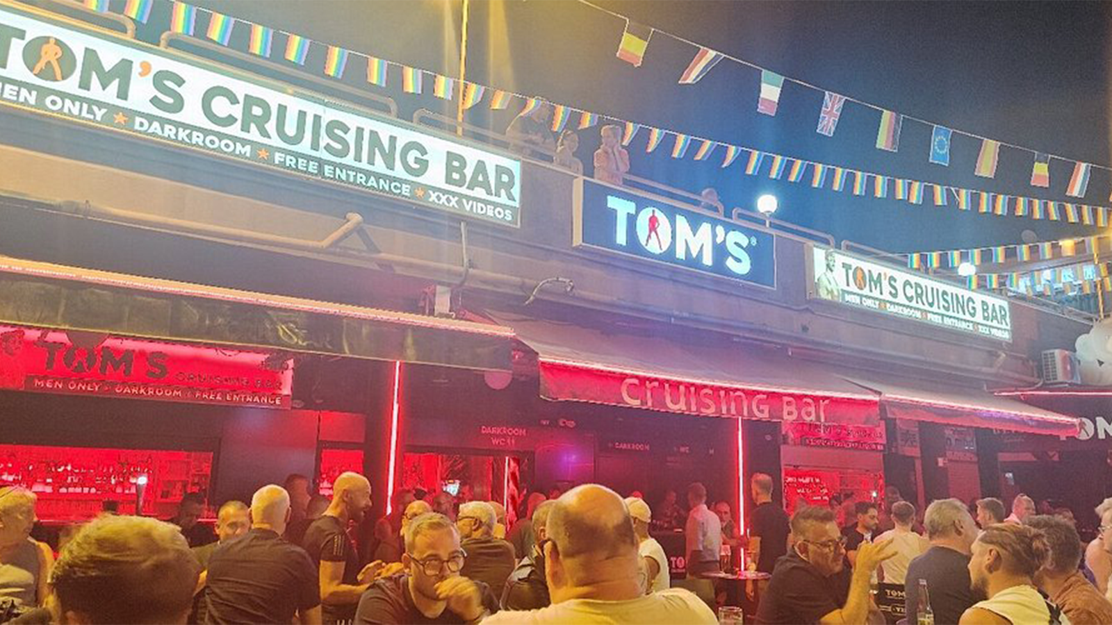 's Cruisng Bar