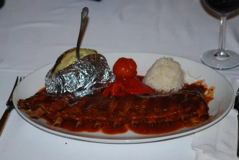 Restaurante Tropicana Steak House & Pizzeria
