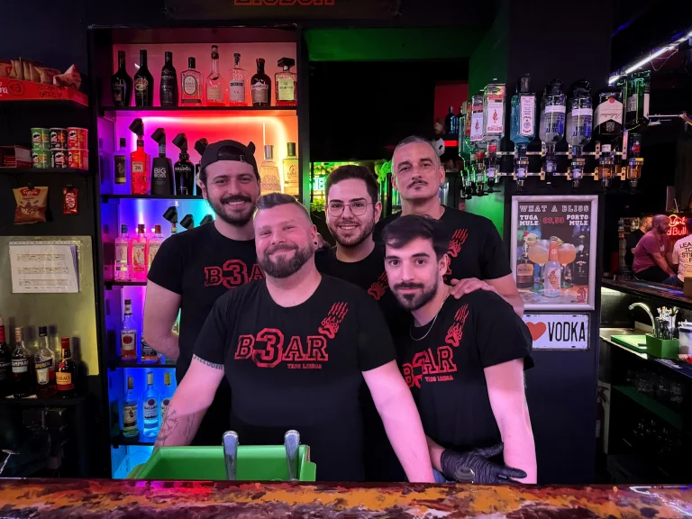 Bar TR3S