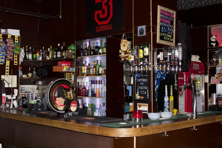 Bar TR3S