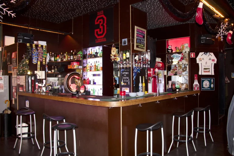 Bar TR3S