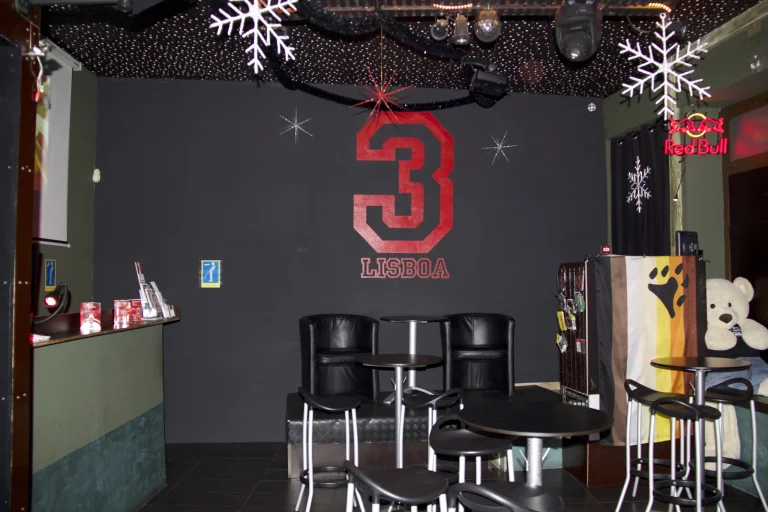 Bar TR3S